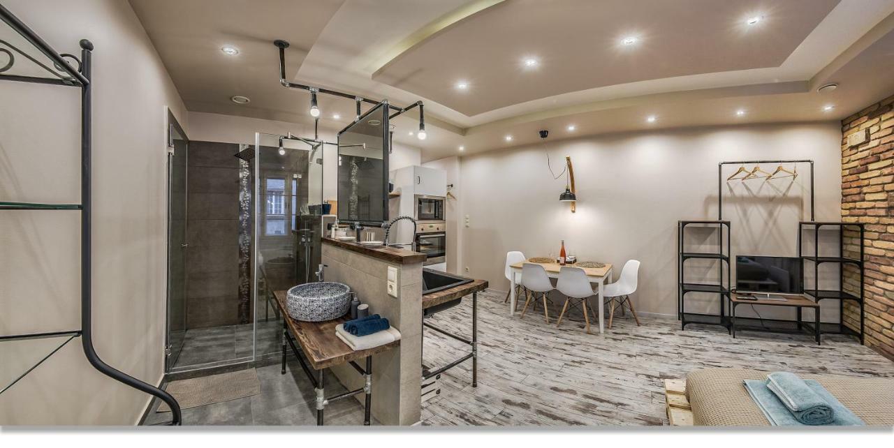 Downtown Boutique Suite Будапеща Екстериор снимка